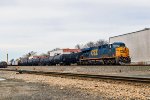 CSX 734 on Q-433